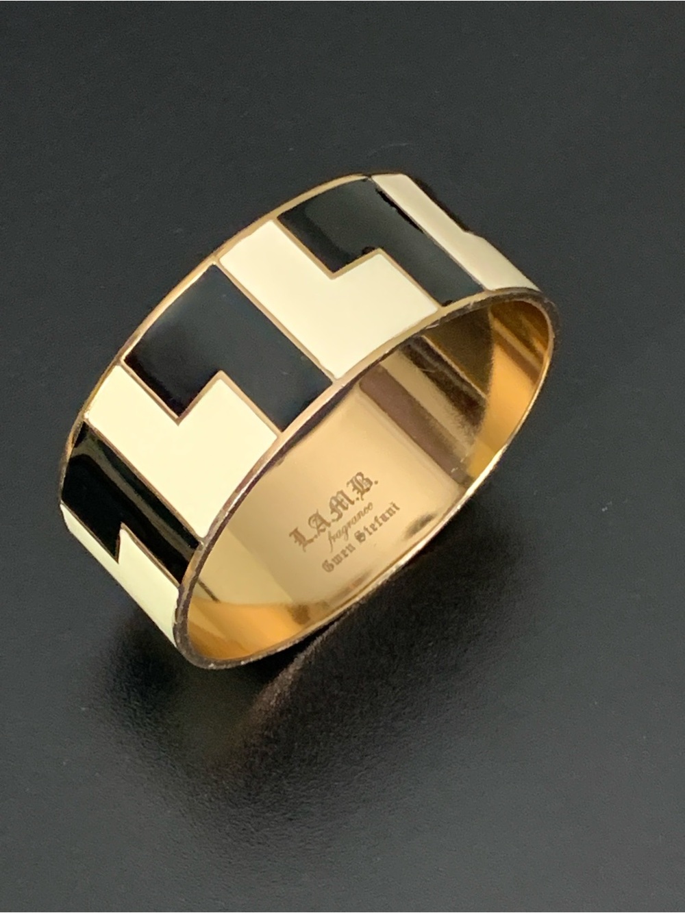 Vintage Gwen Stefani LAMB Black And White Enamel Gold Tone Bangle Bracelet 8”